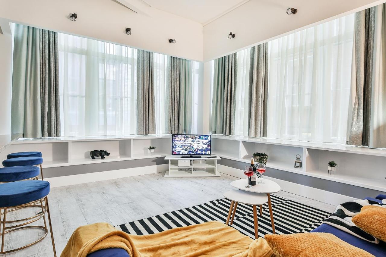City Dreamz - Modern Apartment Centre Of 曼彻斯特 外观 照片